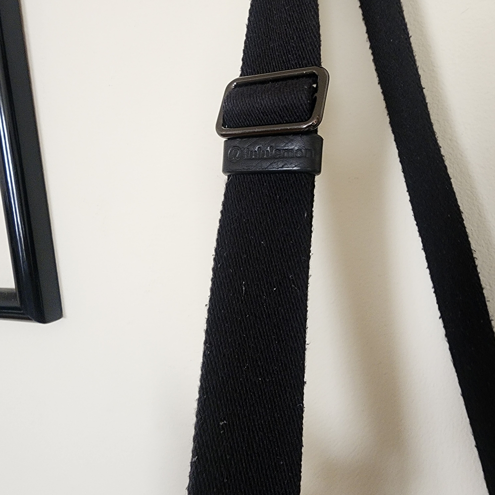 lululemon athletica Black Bag - Picture 4 of 10